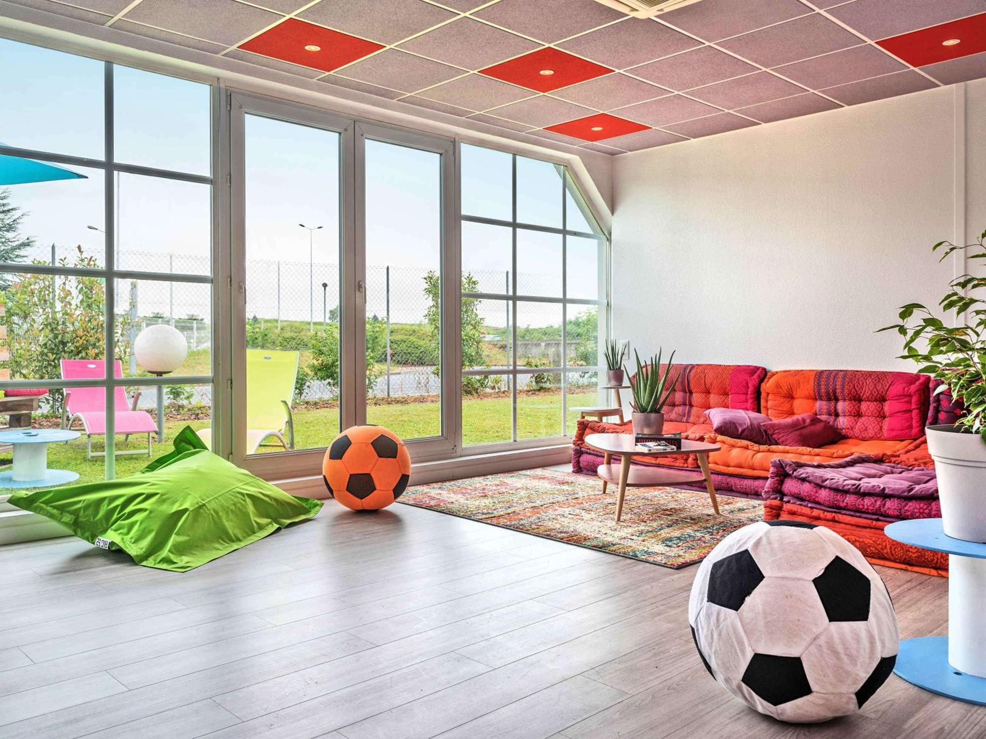 Ibis Budget Strasbourg Sud Illkirch Geispolsheim Buitenkant foto