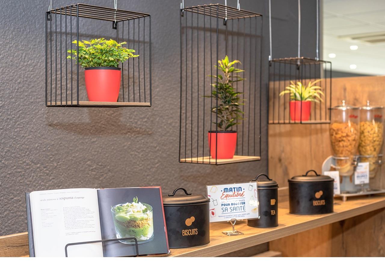 Ibis Budget Strasbourg Sud Illkirch Geispolsheim Buitenkant foto